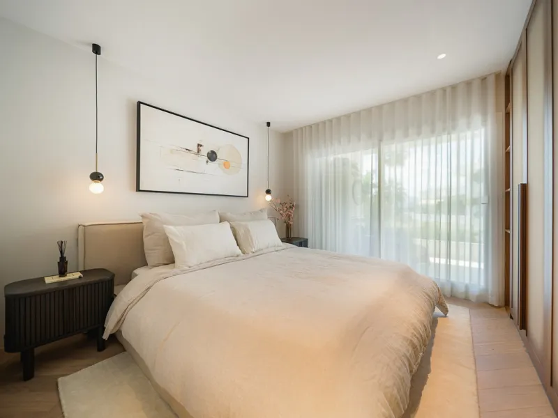 Apartment - Middle Floor Apartment в продаже в Marbella, Málaga. В доме 3 спален и 3 ванных комнат. Площадь дома 110 м²