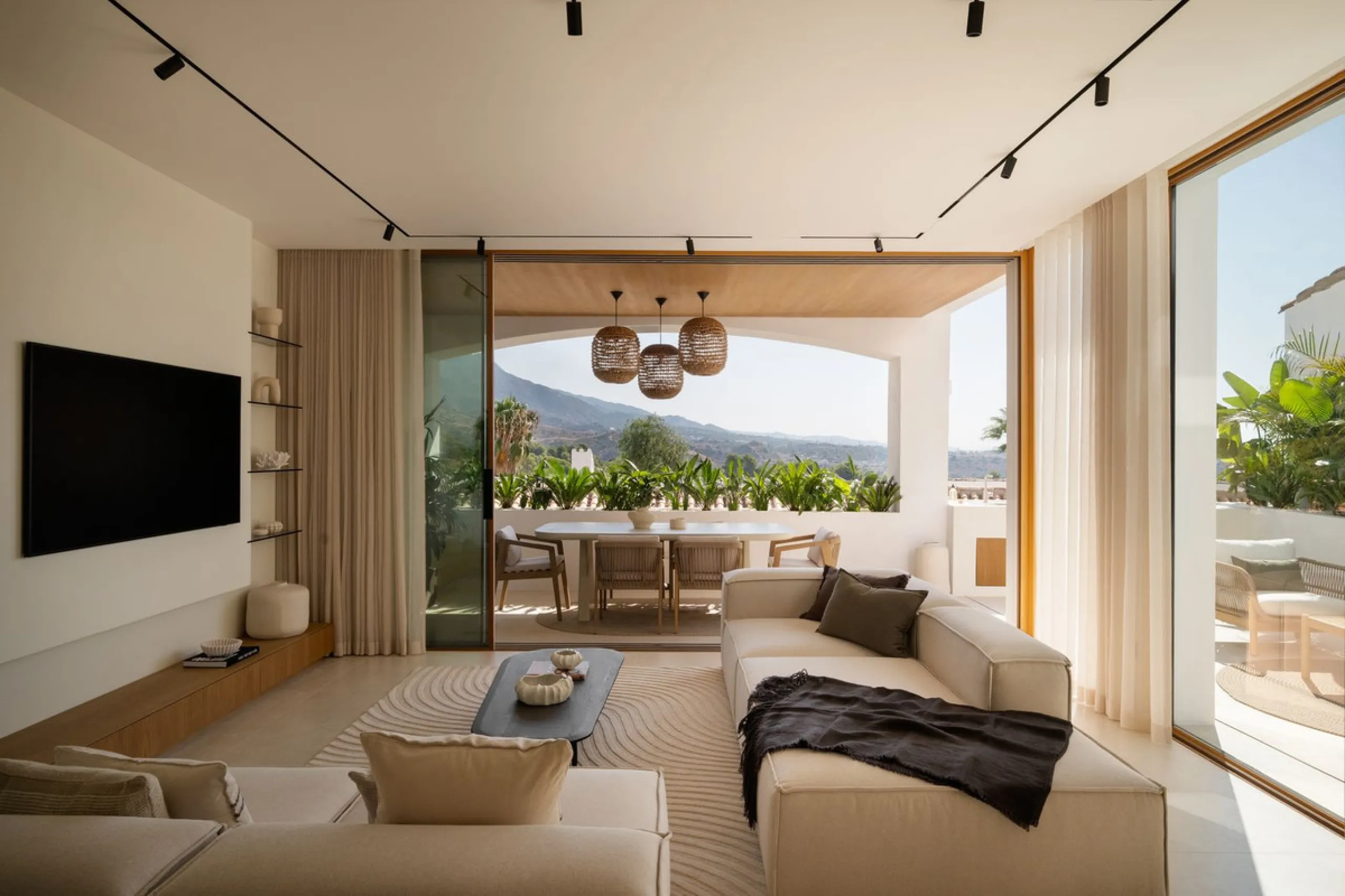 This elegant 4-bedroom, 4-bathroom townhouse in the heart of Aloha offers the perfect balance of style and convenience. With three en-suite bedrooms, it's designed for both comfort and privacy. The bright, open-plan living space flows onto spacious terrac