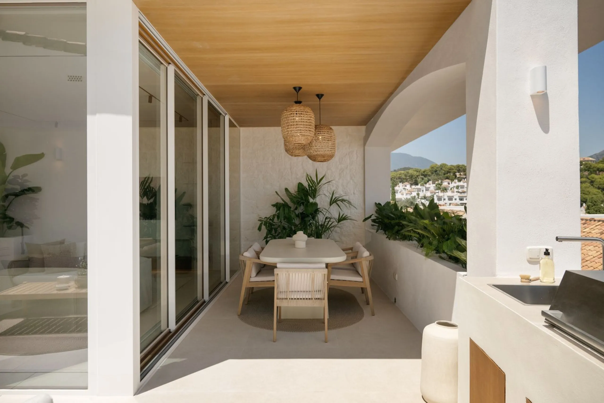This elegant 4-bedroom, 4-bathroom townhouse in the heart of Aloha offers the perfect balance of style and convenience. With three en-suite bedrooms, it's designed for both comfort and privacy. The bright, open-plan living space flows onto spacious terrac