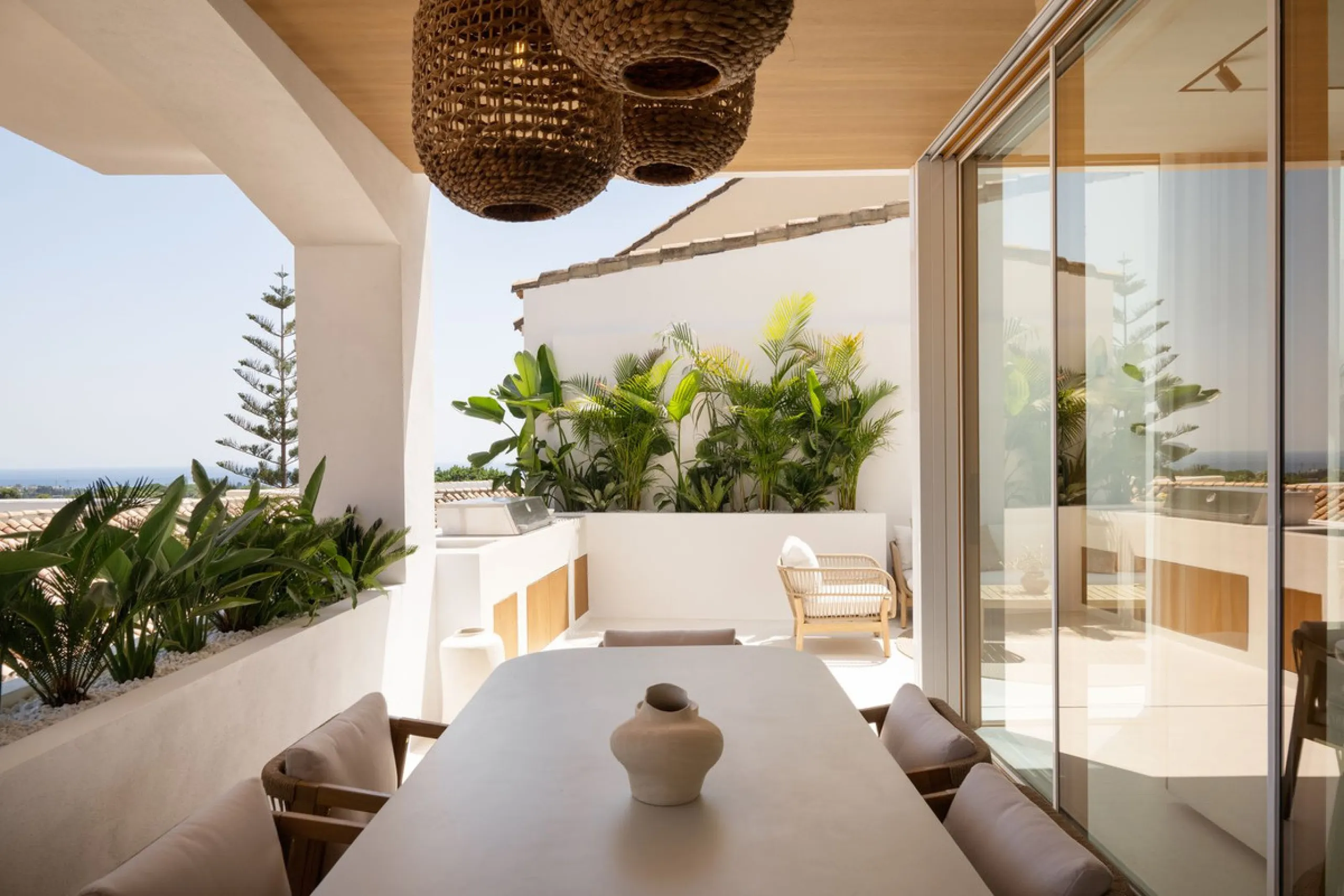 This elegant 4-bedroom, 4-bathroom townhouse in the heart of Aloha offers the perfect balance of style and convenience. With three en-suite bedrooms, it's designed for both comfort and privacy. The bright, open-plan living space flows onto spacious terrac