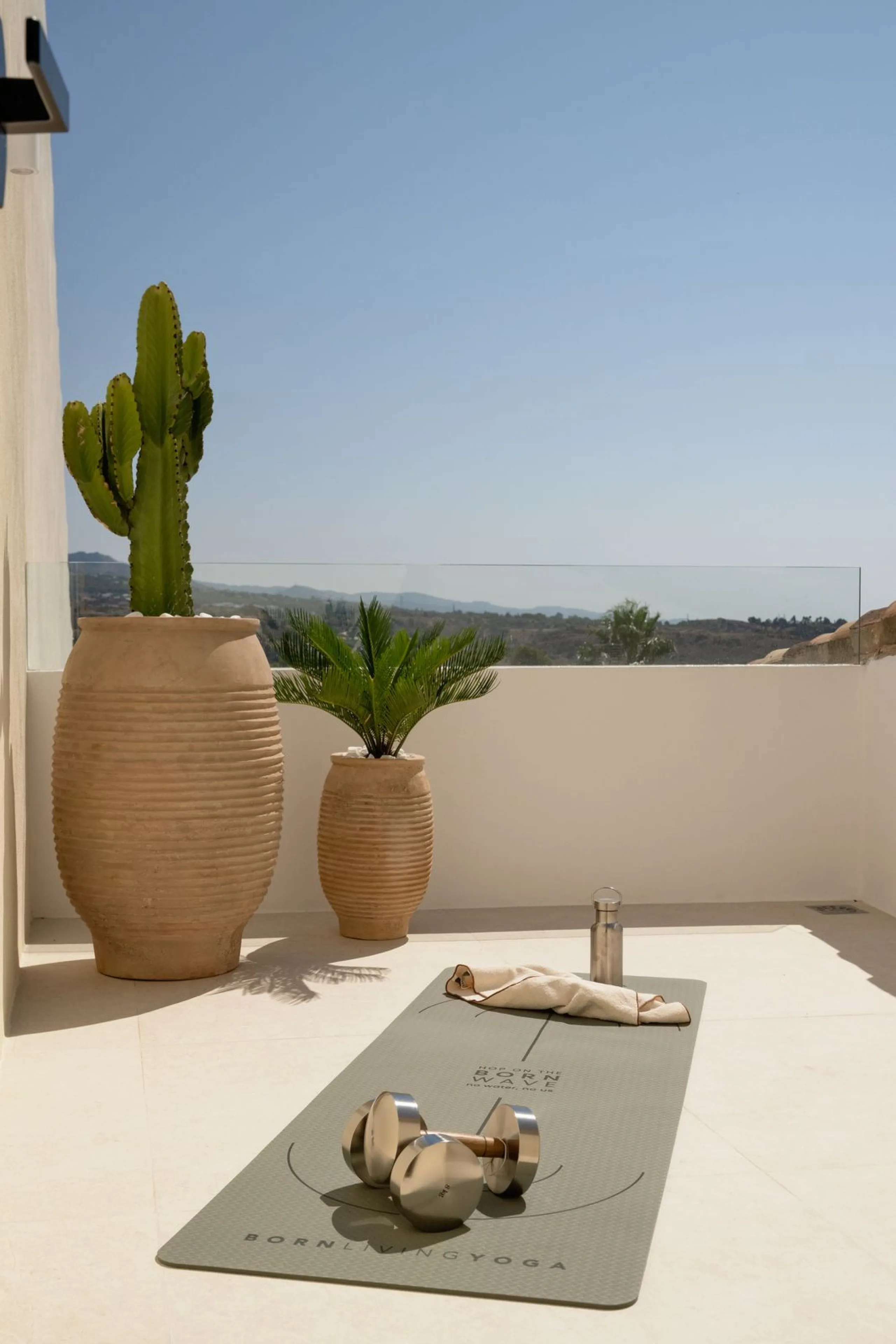 This elegant 4-bedroom, 4-bathroom townhouse in the heart of Aloha offers the perfect balance of style and convenience. With three en-suite bedrooms, it's designed for both comfort and privacy. The bright, open-plan living space flows onto spacious terrac