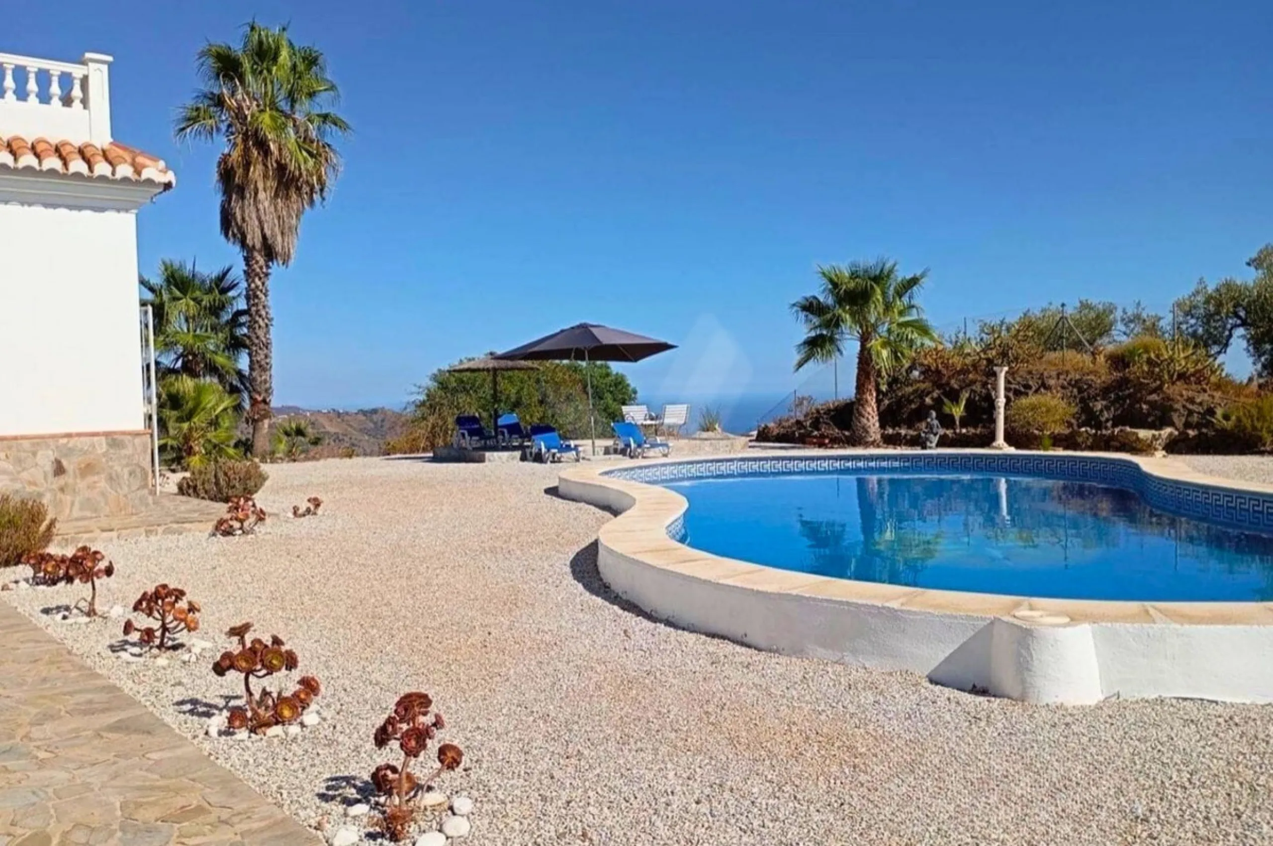Exceptional Hilltop Villa with Panoramic Views