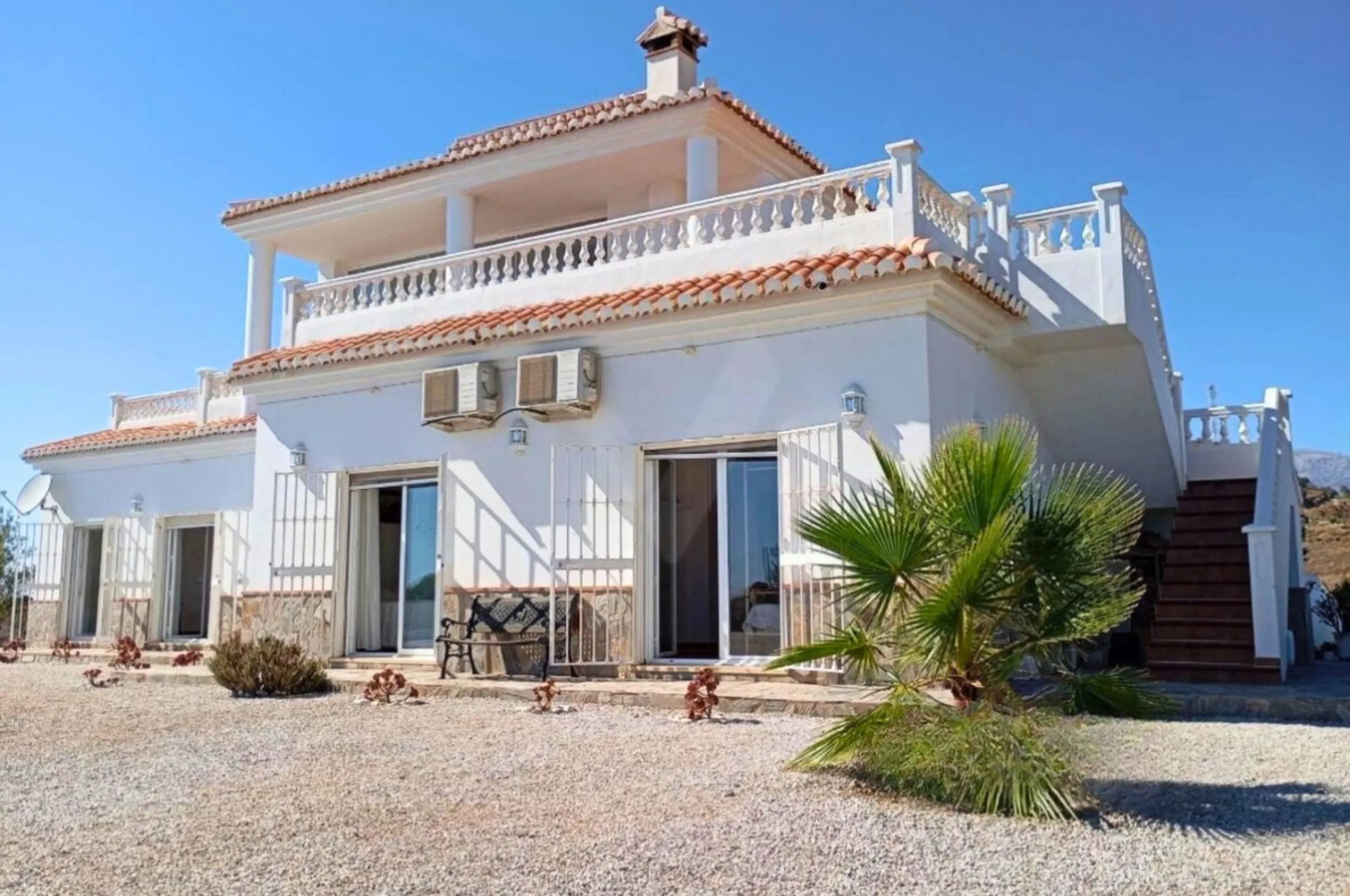 Exceptional Hilltop Villa with Panoramic Views