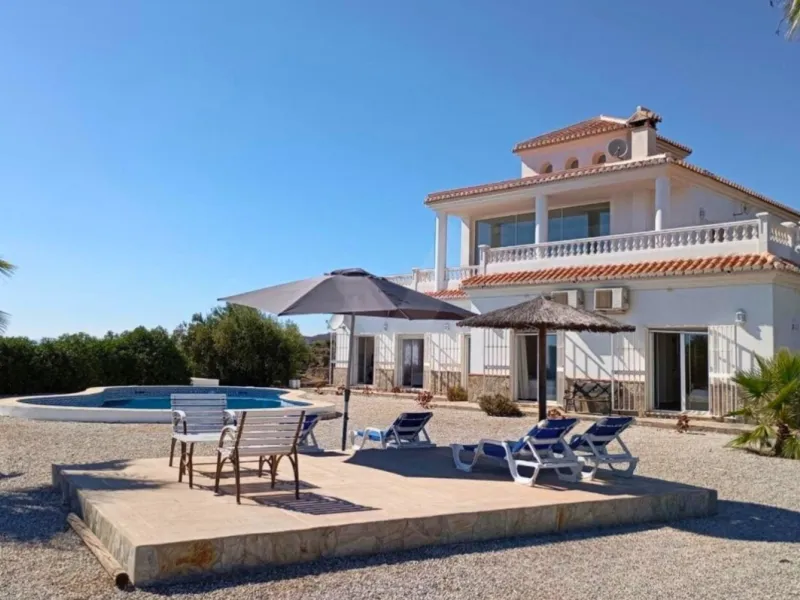 Exceptional Hilltop Villa with Panoramic Views