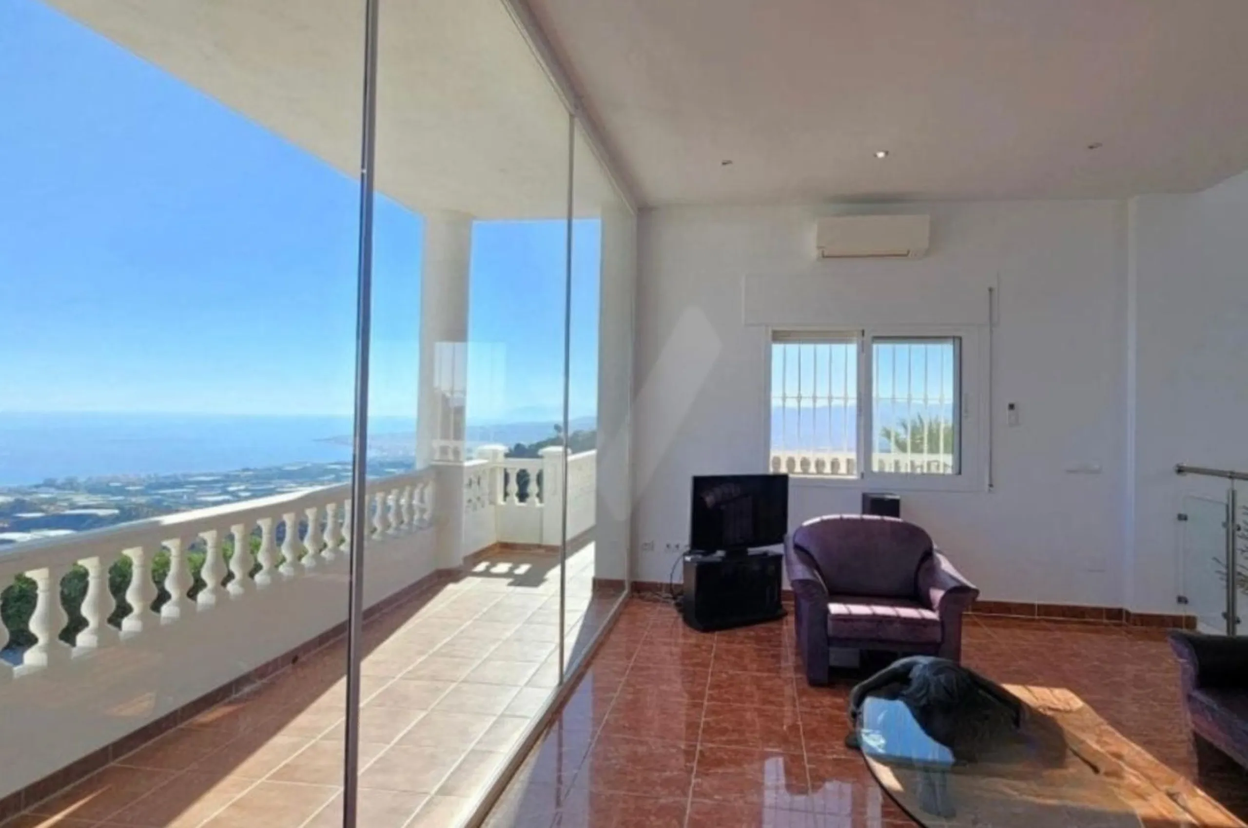 Exceptional Hilltop Villa with Panoramic Views