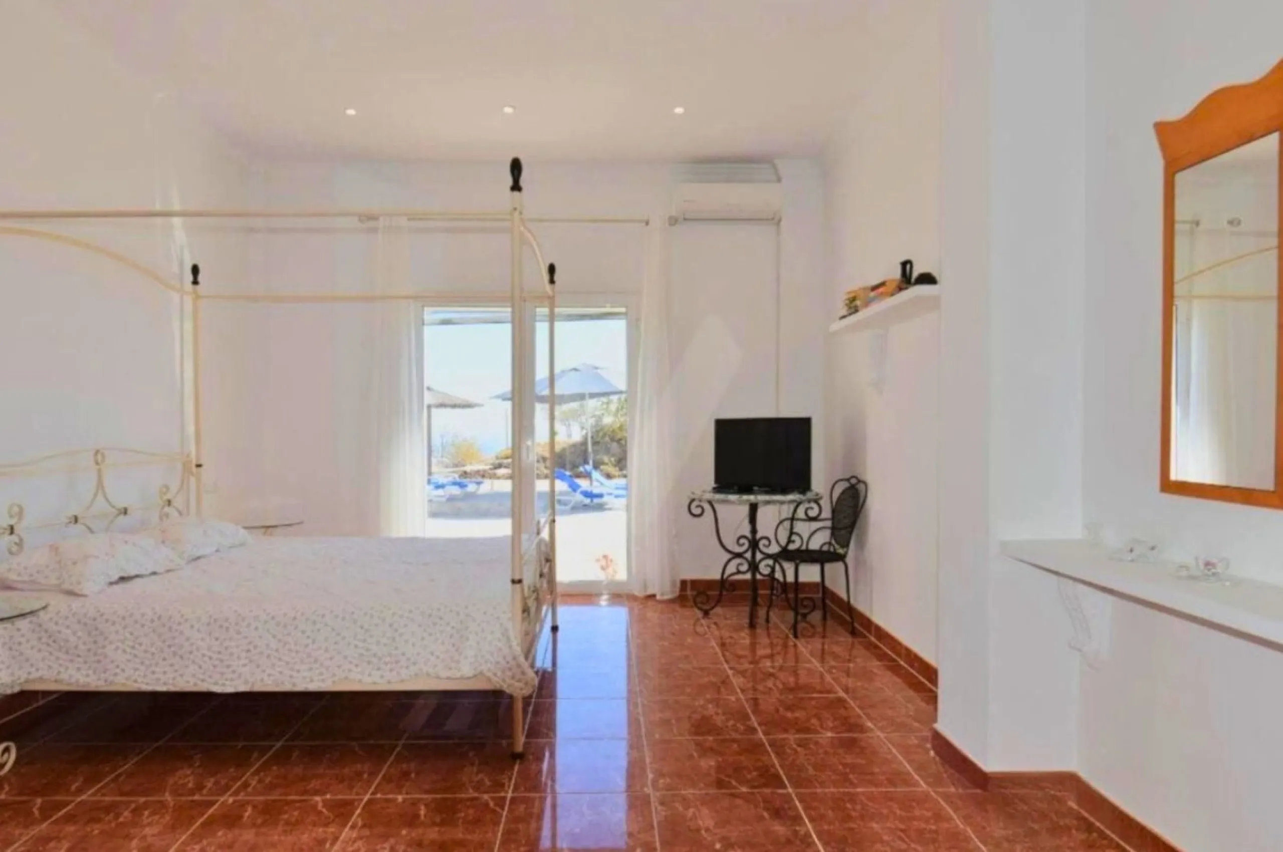 Exceptional Hilltop Villa with Panoramic Views