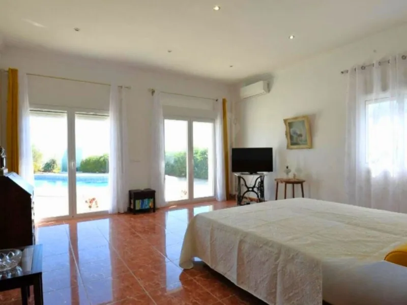 Exceptional Hilltop Villa with Panoramic Views