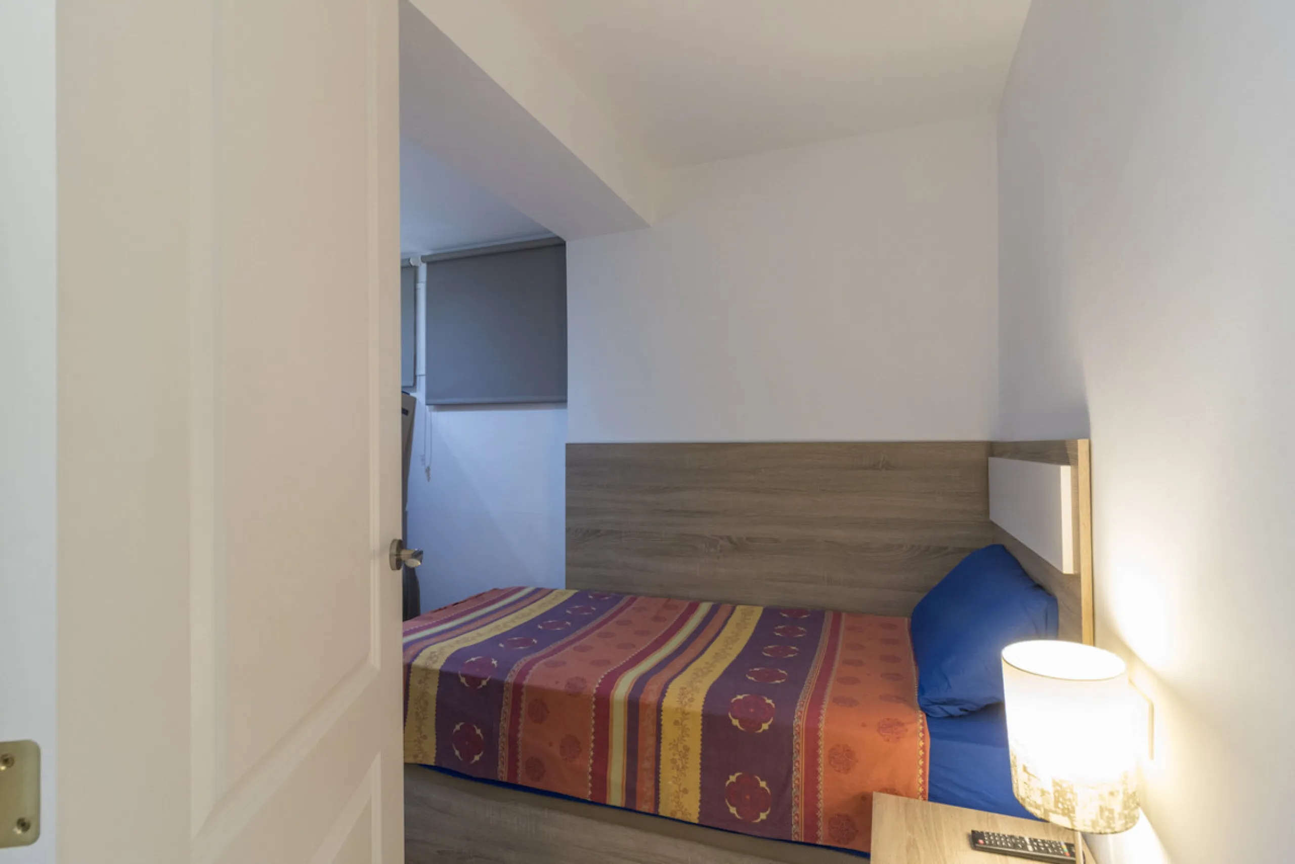 Wonderful apartment for sale, with an excellent location, sea views, surrounded by amenities, and just a few minutes' walk from the beach.