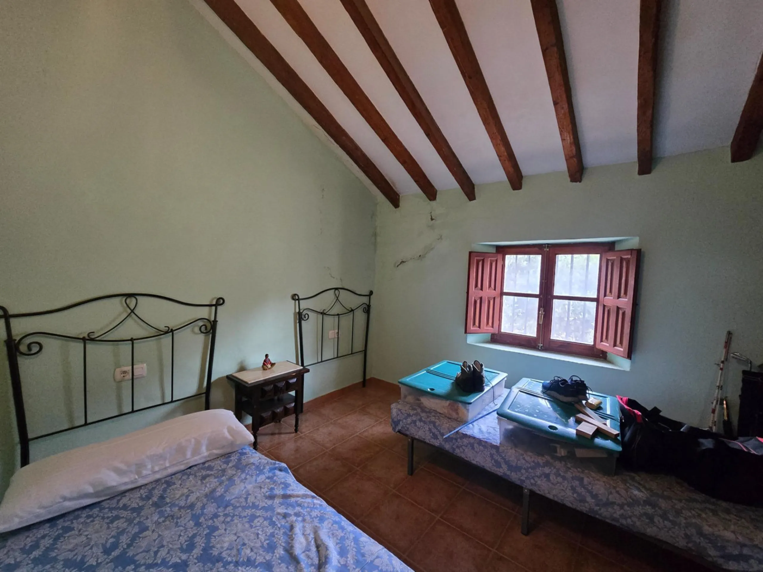 House - Finca - Cortijo в продаже в Cártama, Málaga. В доме 5 спален и 1 ванных комнат. Площадь дома 253 м². Площадь участка 8000 м²