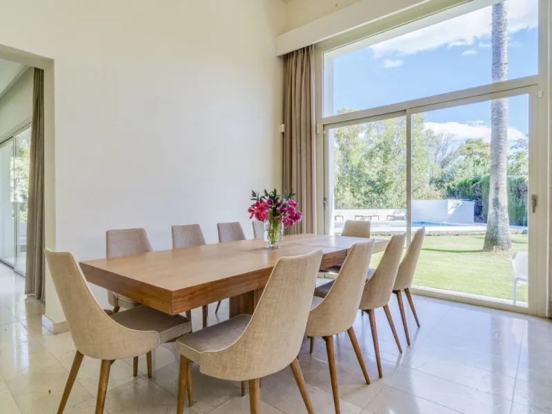 Beautiful beach-side villa on 1 level for sale in Casasola - Guadalmina Baja - Marbella