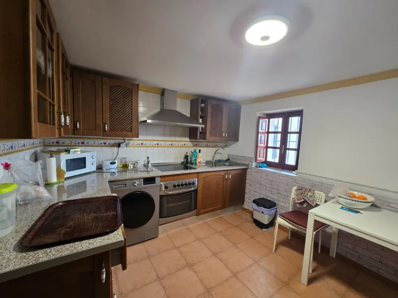 House - Finca - Cortijo в продаже в Cártama, Málaga. В доме 5 спален и 1 ванных комнат. Площадь дома 253 м². Площадь участка 8000 м²