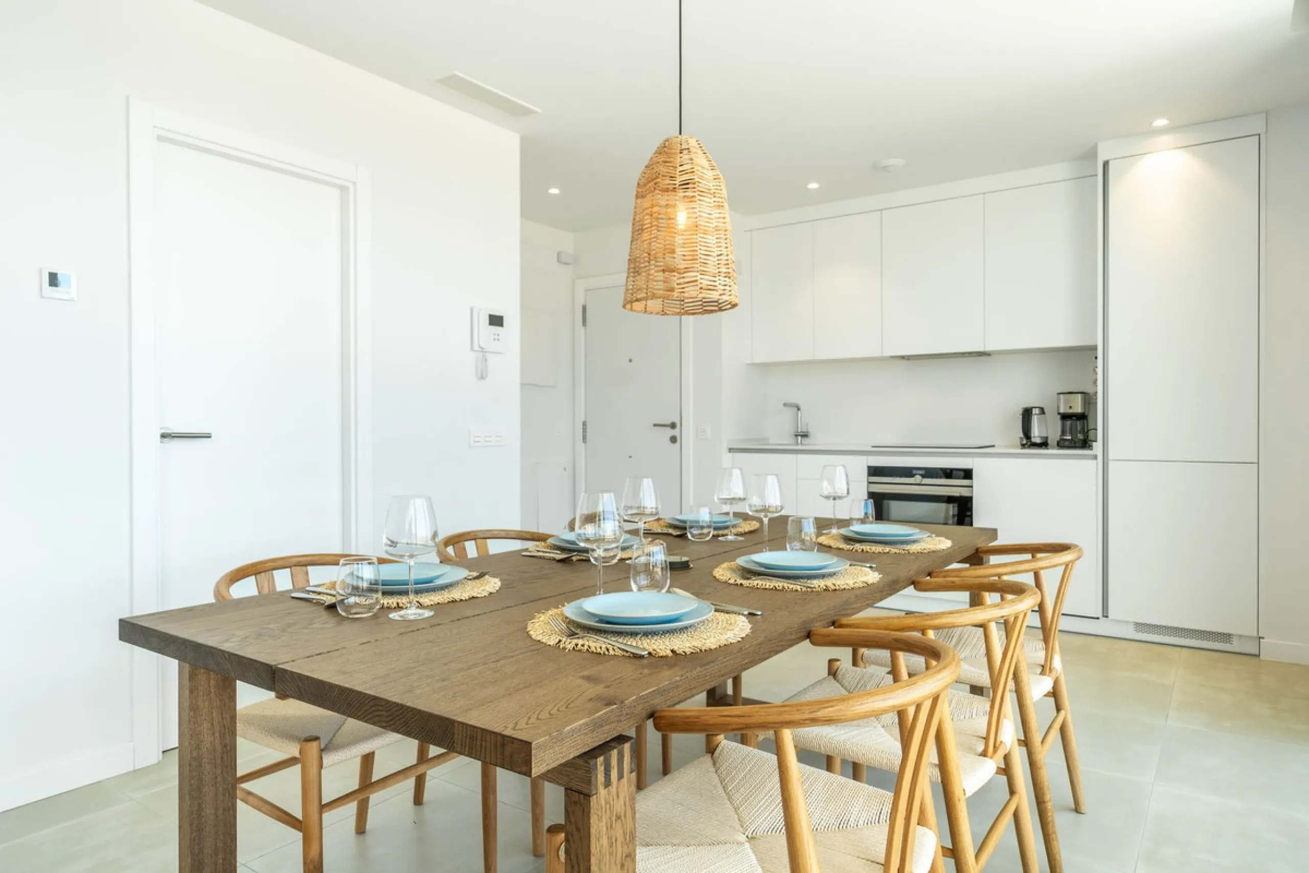 Apartment - Ground Floor Apartment в продаже в Fuengirola, Málaga. В доме 2 спален и 2 ванных комнат. Площадь дома 76 м²