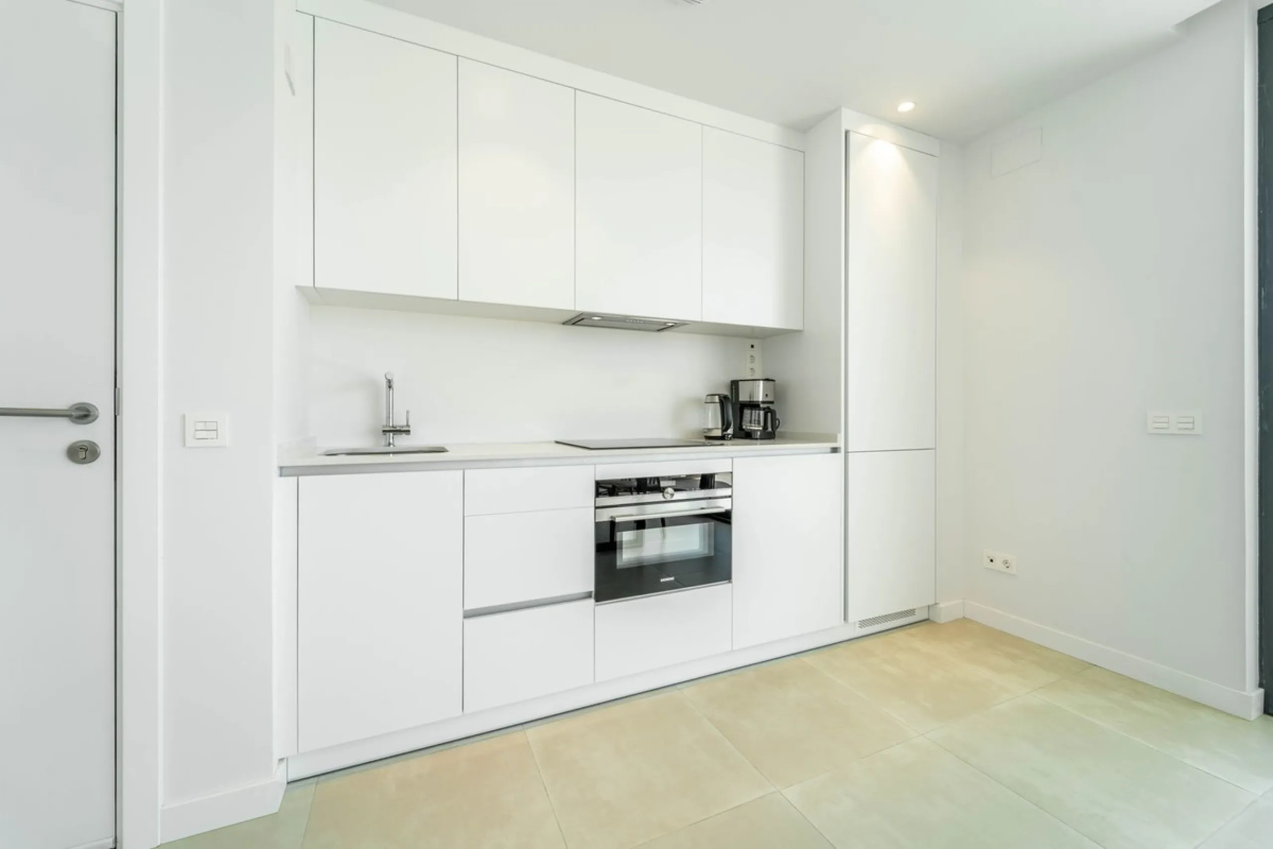 Apartment - Ground Floor Apartment в продаже в Fuengirola, Málaga. В доме 2 спален и 2 ванных комнат. Площадь дома 76 м²
