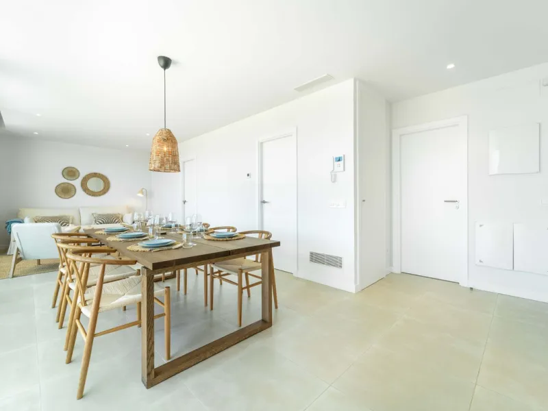 Apartment - Ground Floor Apartment в продаже в Fuengirola, Málaga. В доме 2 спален и 2 ванных комнат. Площадь дома 76 м²