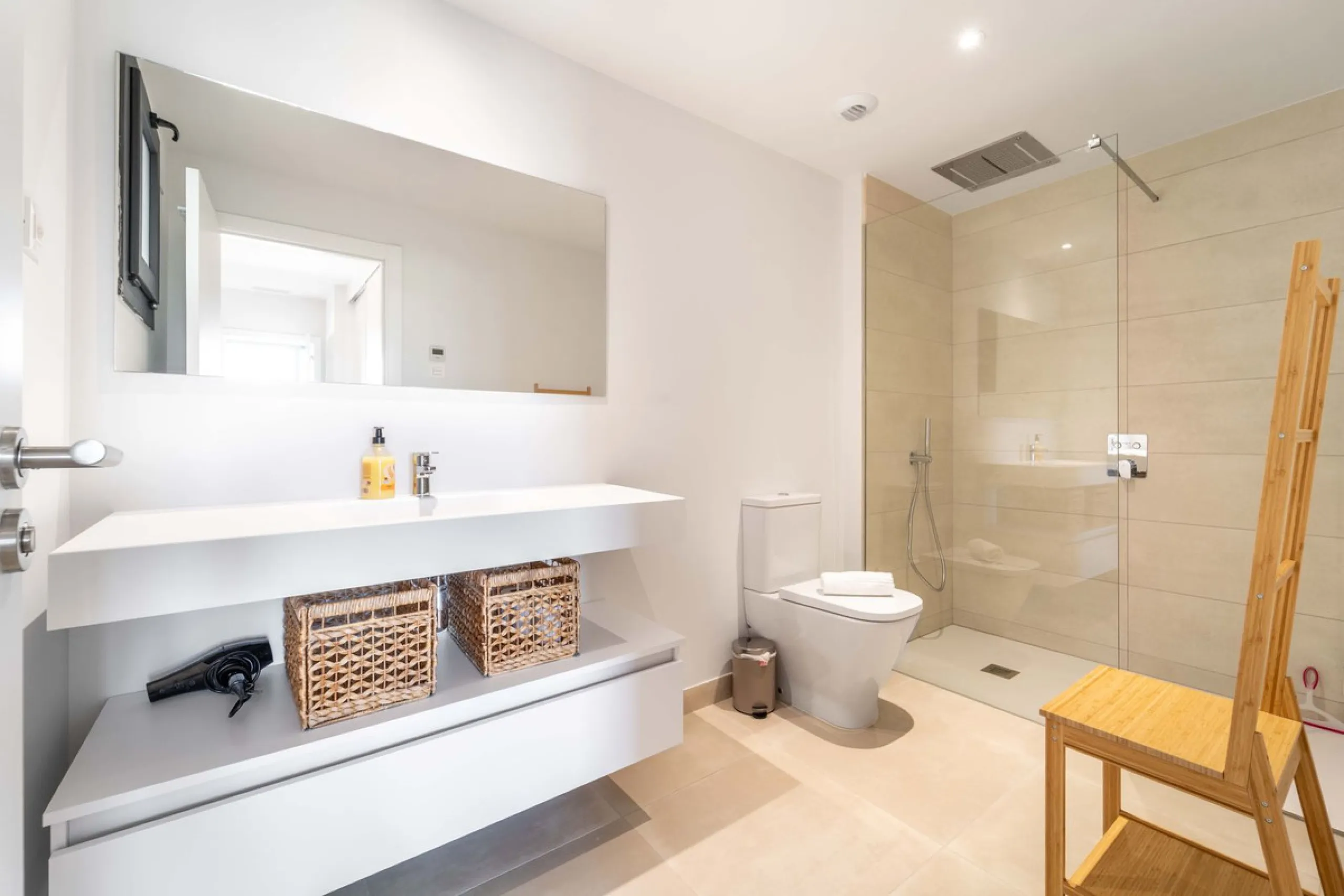 Apartment - Ground Floor Apartment в продаже в Fuengirola, Málaga. В доме 2 спален и 2 ванных комнат. Площадь дома 76 м²