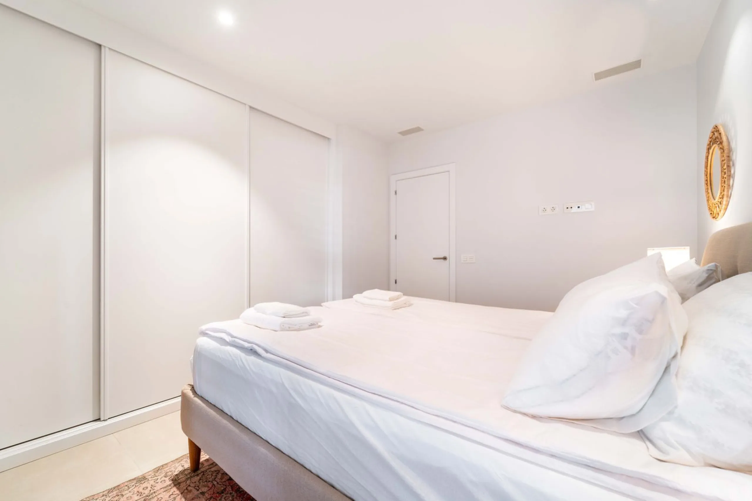 Apartment - Ground Floor Apartment в продаже в Fuengirola, Málaga. В доме 2 спален и 2 ванных комнат. Площадь дома 76 м²
