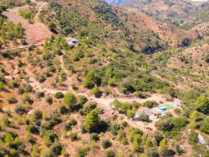 A Hidden Gem Above El Chorro Lake - Ardales