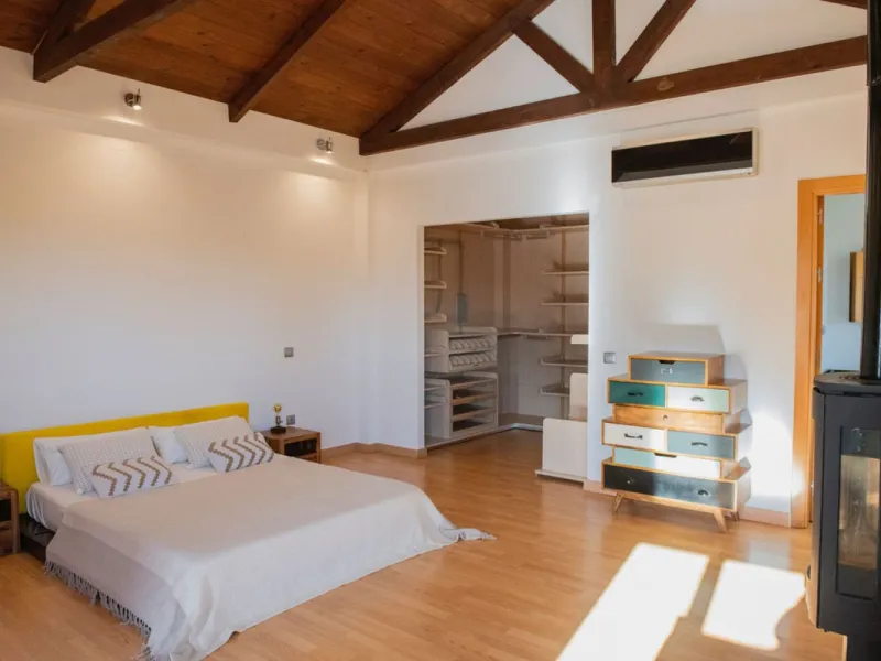 House - Detached Villa в продаже в Benalmadena, Málaga. В доме 4 спален и 4 ванных комнат. Площадь дома 294 м². Площадь участка 847 м²