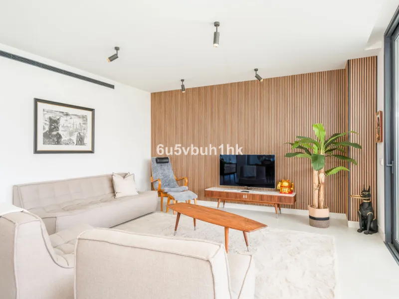 Apartment - Ground Floor Apartment в продаже в Fuengirola, Málaga. В доме 3 спален и 2 ванных комнат. Площадь дома 159 м². Площадь участка 387 м²