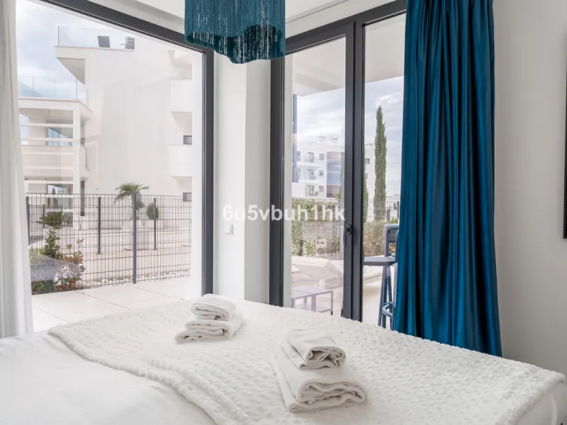 Apartment - Ground Floor Apartment в продаже в Fuengirola, Málaga. В доме 3 спален и 2 ванных комнат. Площадь дома 159 м². Площадь участка 387 м²