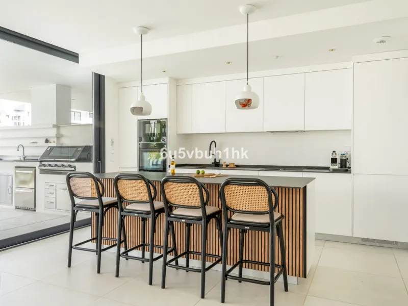 Apartment - Ground Floor Apartment в продаже в Fuengirola, Málaga. В доме 3 спален и 2 ванных комнат. Площадь дома 159 м². Площадь участка 387 м²