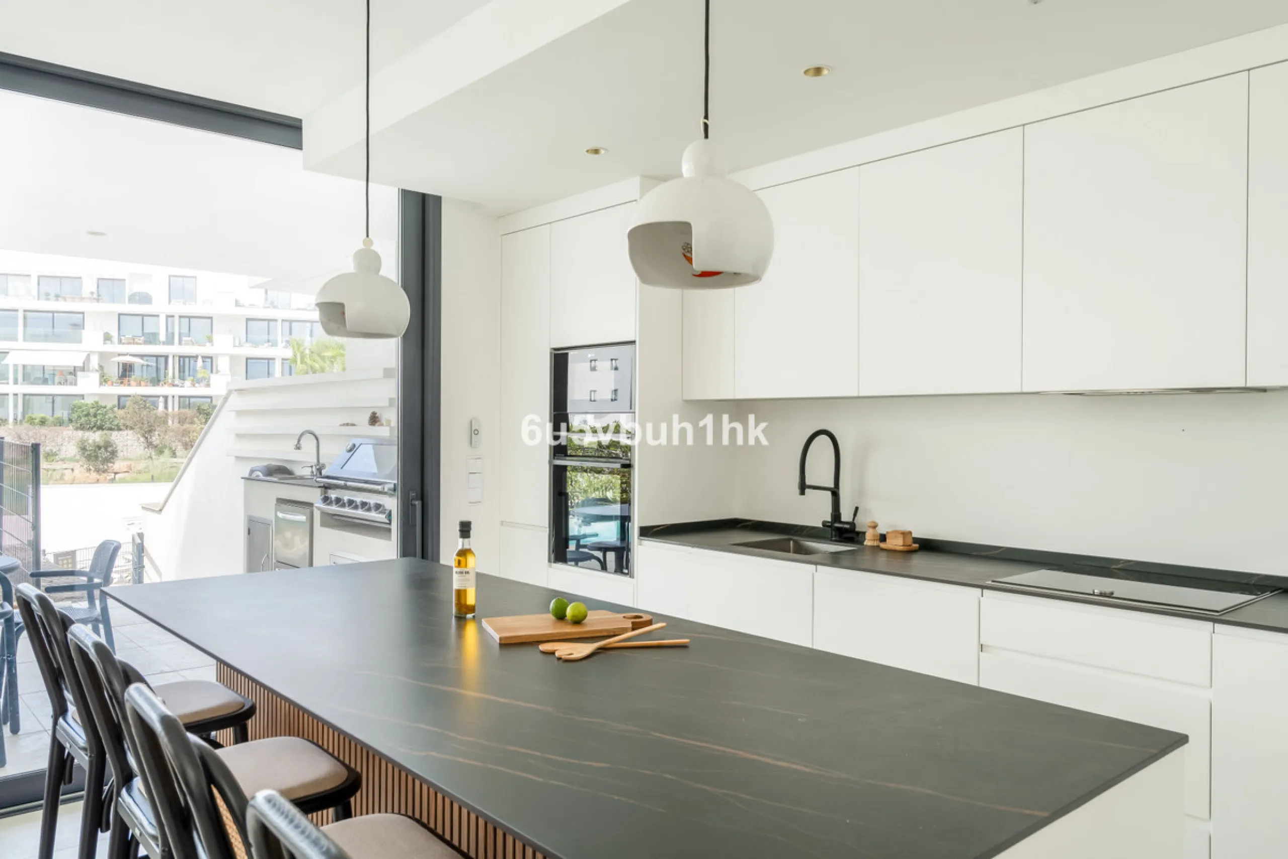 Apartment - Ground Floor Apartment в продаже в Fuengirola, Málaga. В доме 3 спален и 2 ванных комнат. Площадь дома 159 м². Площадь участка 387 м²