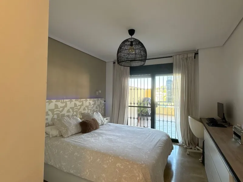 Spacious Ground-Floor Apartment in La Concha-Resina Golf, Estepona – Huge Terrace, Renovated Interiors, and Resort Amenities!