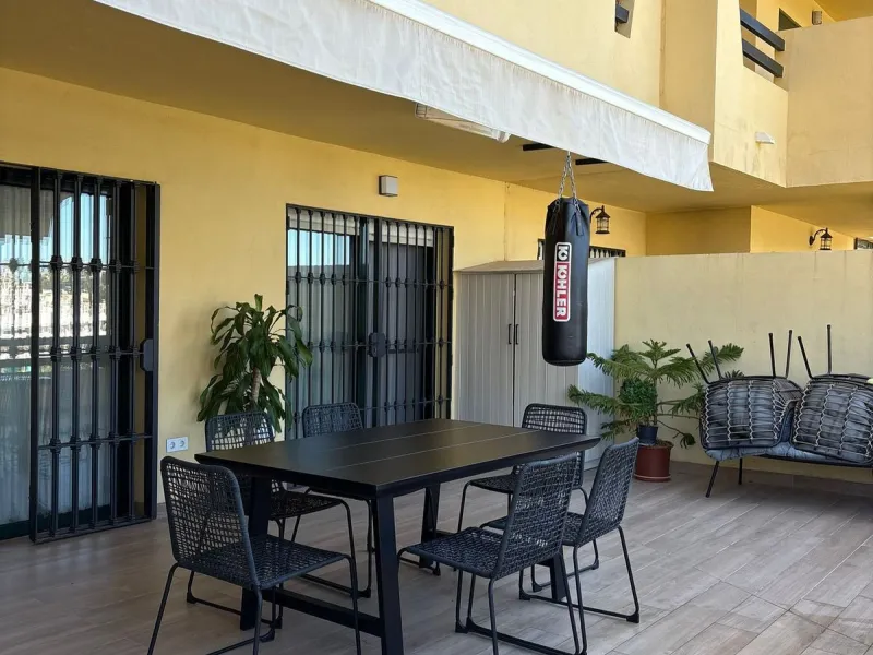 Spacious Ground-Floor Apartment in La Concha-Resina Golf, Estepona – Huge Terrace, Renovated Interiors, and Resort Amenities!