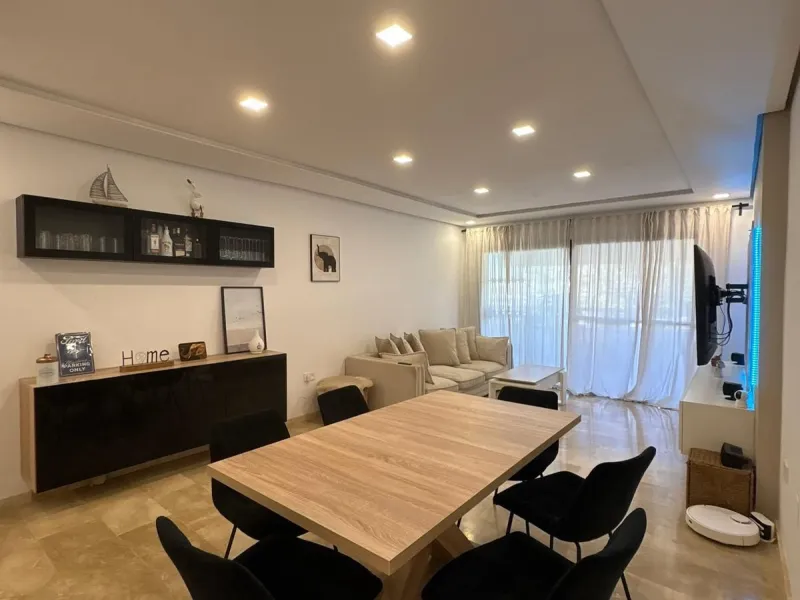 Spacious Ground-Floor Apartment in La Concha-Resina Golf, Estepona – Huge Terrace, Renovated Interiors, and Resort Amenities!