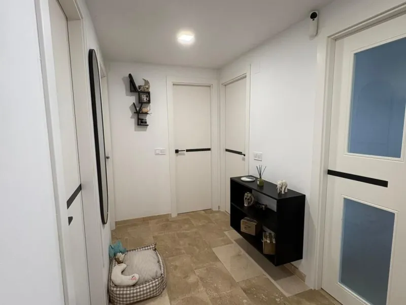 Spacious Ground-Floor Apartment in La Concha-Resina Golf, Estepona – Huge Terrace, Renovated Interiors, and Resort Amenities!