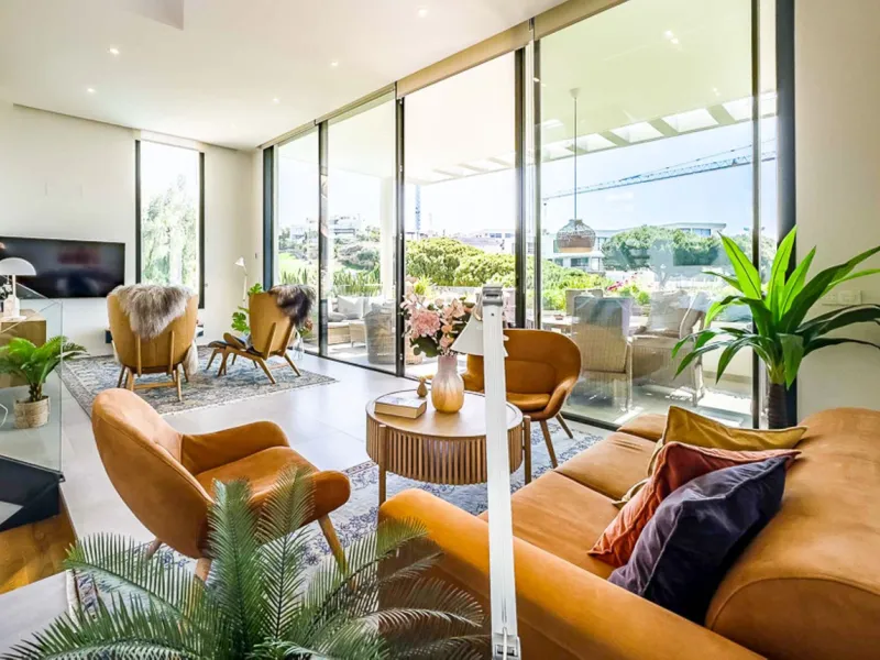 Luxury Semi-detached Villa with Private Pool in the Cape, Cabopino, Marbella