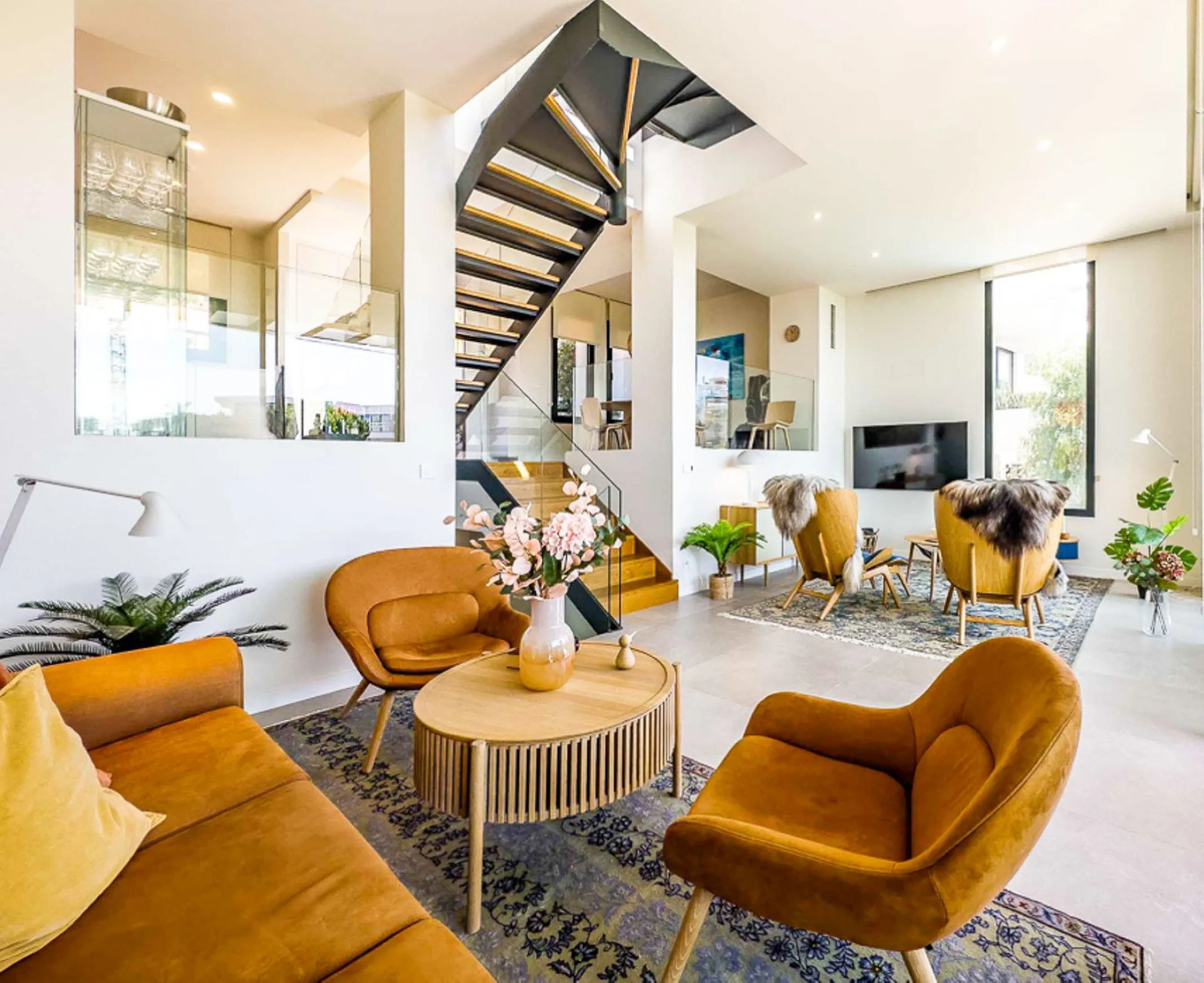 Luxury Semi-detached Villa with Private Pool in the Cape, Cabopino, Marbella