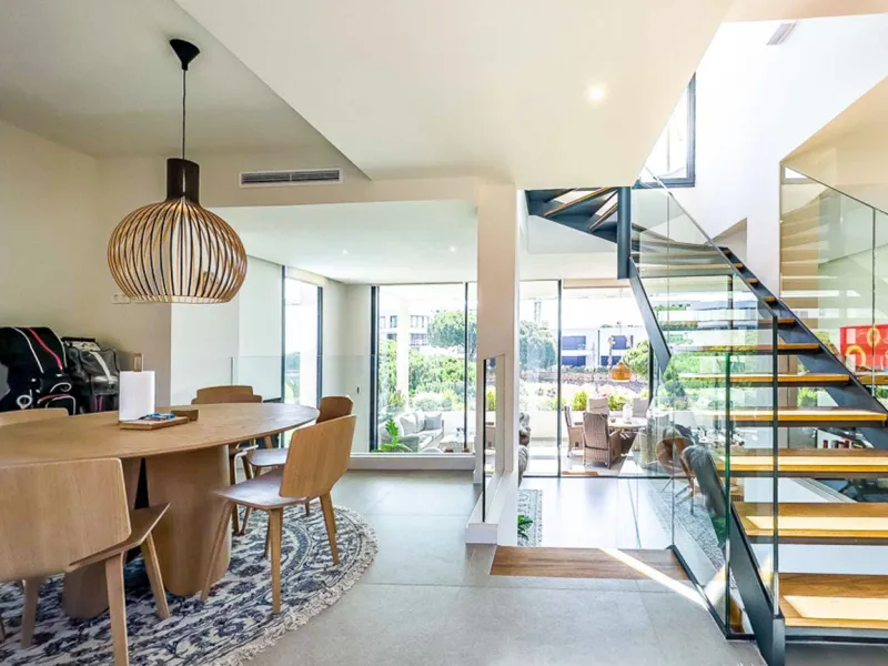 Luxury Semi-detached Villa with Private Pool in the Cape, Cabopino, Marbella