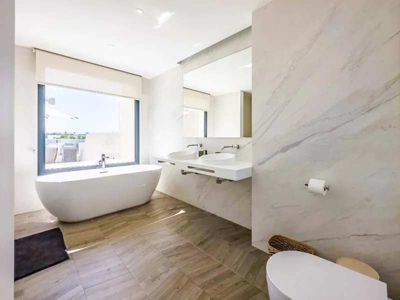 Luxury Semi-detached Villa with Private Pool in the Cape, Cabopino, Marbella