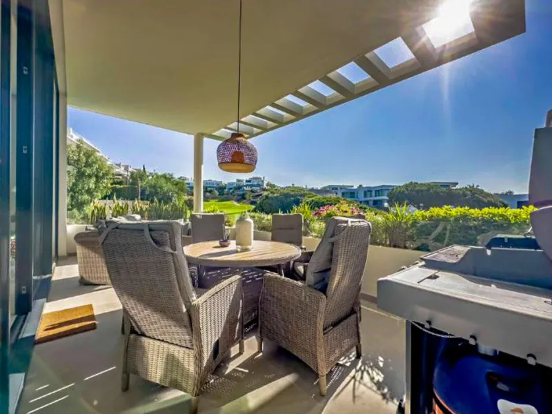 Luxury Semi-detached Villa with Private Pool in the Cape, Cabopino, Marbella