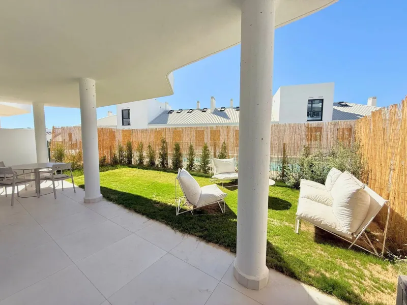 Exclusive Ground-Floor Apartment with Private Garden in Las Lomas del Higuerón – Fuengirola