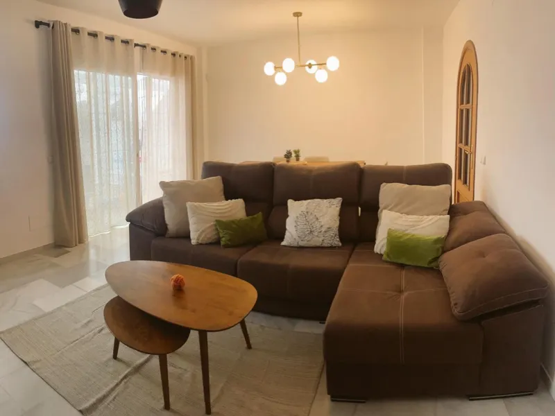 Prime Townhouse in Urb. Atalaya Golf with Rooftop Terrace & Sea Views – Exclusive Costa del Sol Living Surrounded by Golf Courses!