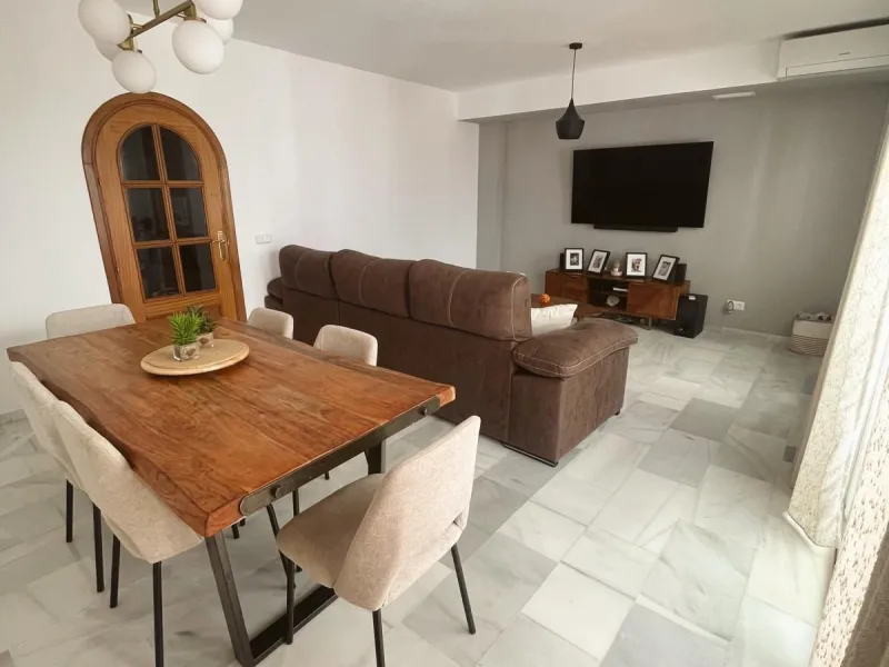 Prime Townhouse in Urb. Atalaya Golf with Rooftop Terrace & Sea Views – Exclusive Costa del Sol Living Surrounded by Golf Courses!