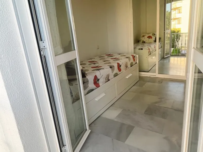 Prime Townhouse in Urb. Atalaya Golf with Rooftop Terrace & Sea Views – Exclusive Costa del Sol Living Surrounded by Golf Courses!