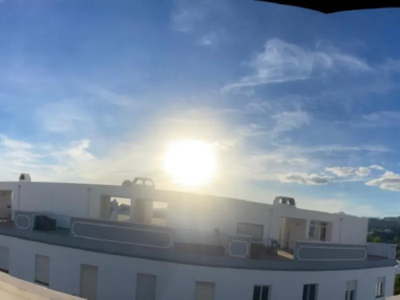Prime Townhouse in Urb. Atalaya Golf with Rooftop Terrace & Sea Views – Exclusive Costa del Sol Living Surrounded by Golf Courses!