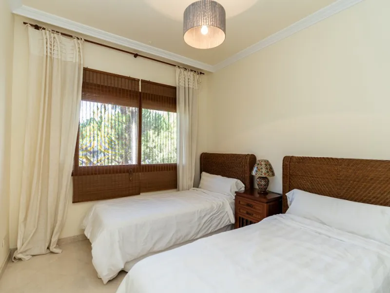 Apartment - Penthouse в продаже в Marbella, Málaga. В доме 3 спален и 2 ванных комнат. Площадь дома 144 м²
