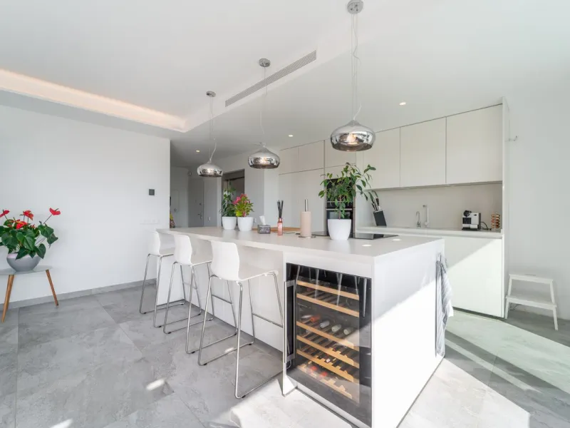 Welcome to this stunning penthouse apartment offering breathtaking panoramic sea views. Upon entering the property, either via the front door or personal lift, you will be immediately captivated by the magnificent panoramic sea views. The spacious living 