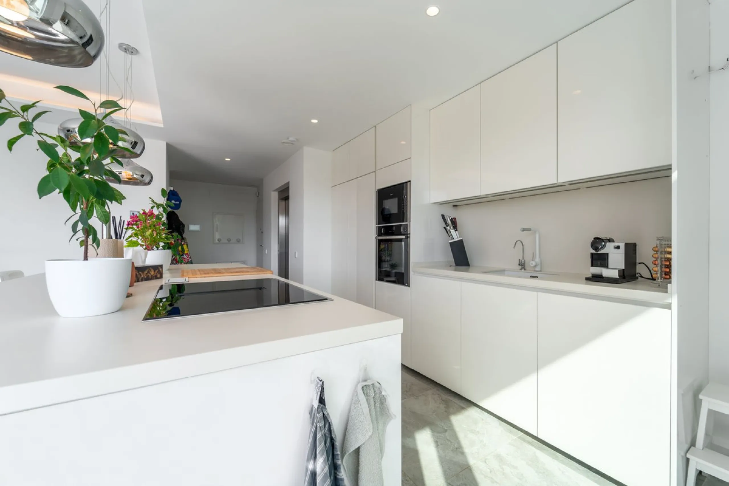 Welcome to this stunning penthouse apartment offering breathtaking panoramic sea views. Upon entering the property, either via the front door or personal lift, you will be immediately captivated by the magnificent panoramic sea views. The spacious living 
