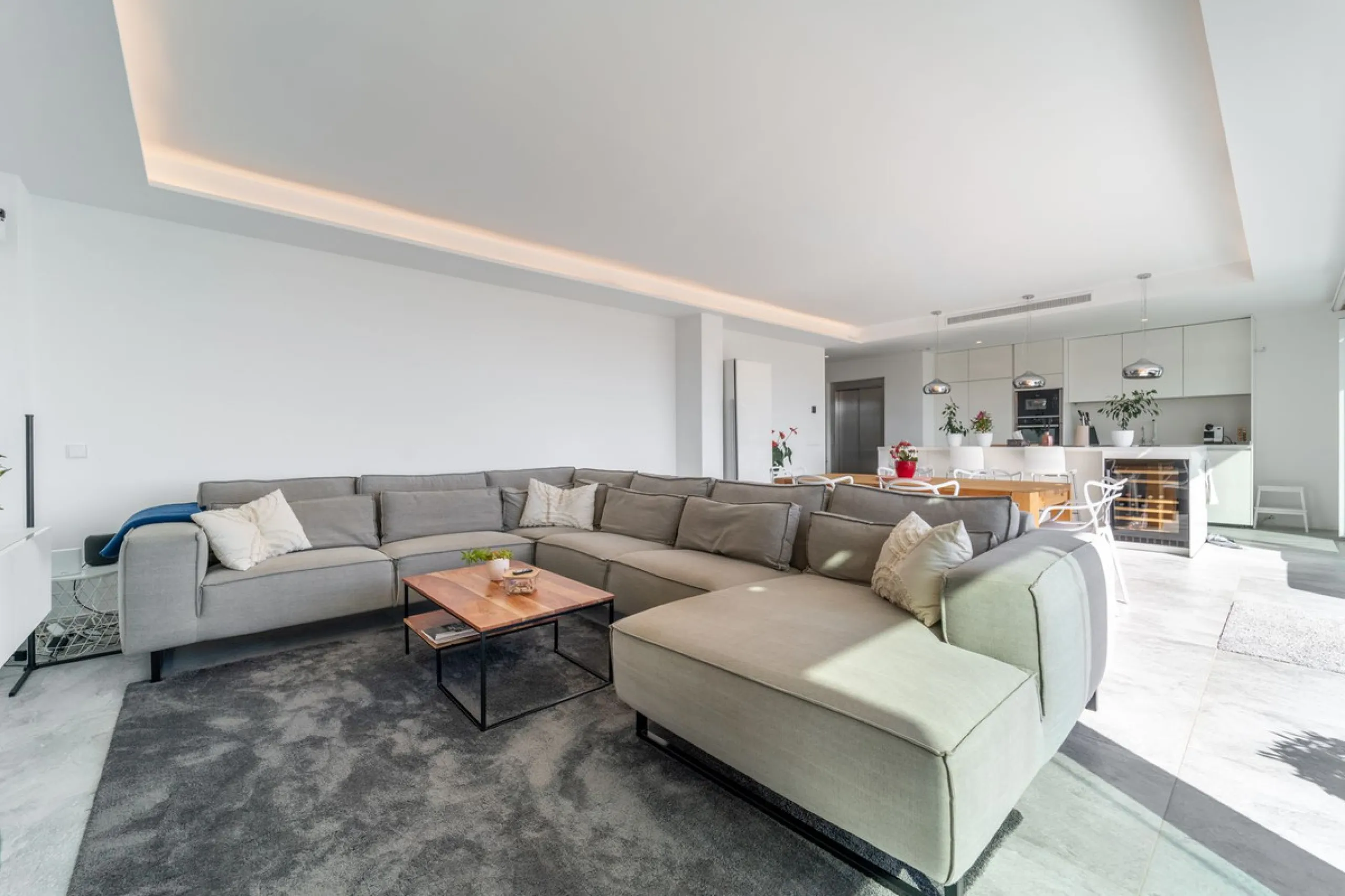 Welcome to this stunning penthouse apartment offering breathtaking panoramic sea views. Upon entering the property, either via the front door or personal lift, you will be immediately captivated by the magnificent panoramic sea views. The spacious living 