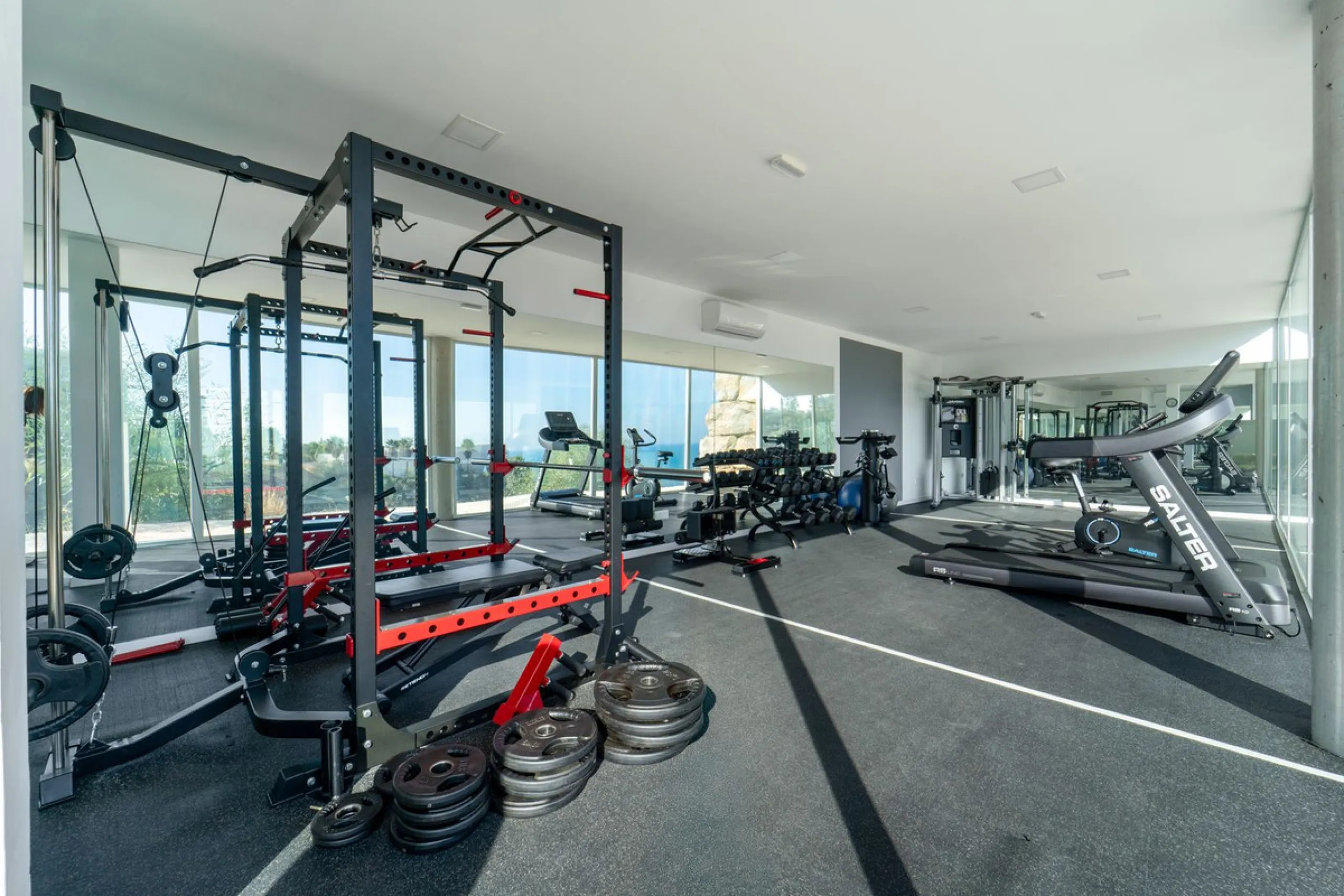 Welcome to this stunning penthouse apartment offering breathtaking panoramic sea views. Upon entering the property, either via the front door or personal lift, you will be immediately captivated by the magnificent panoramic sea views. The spacious living 