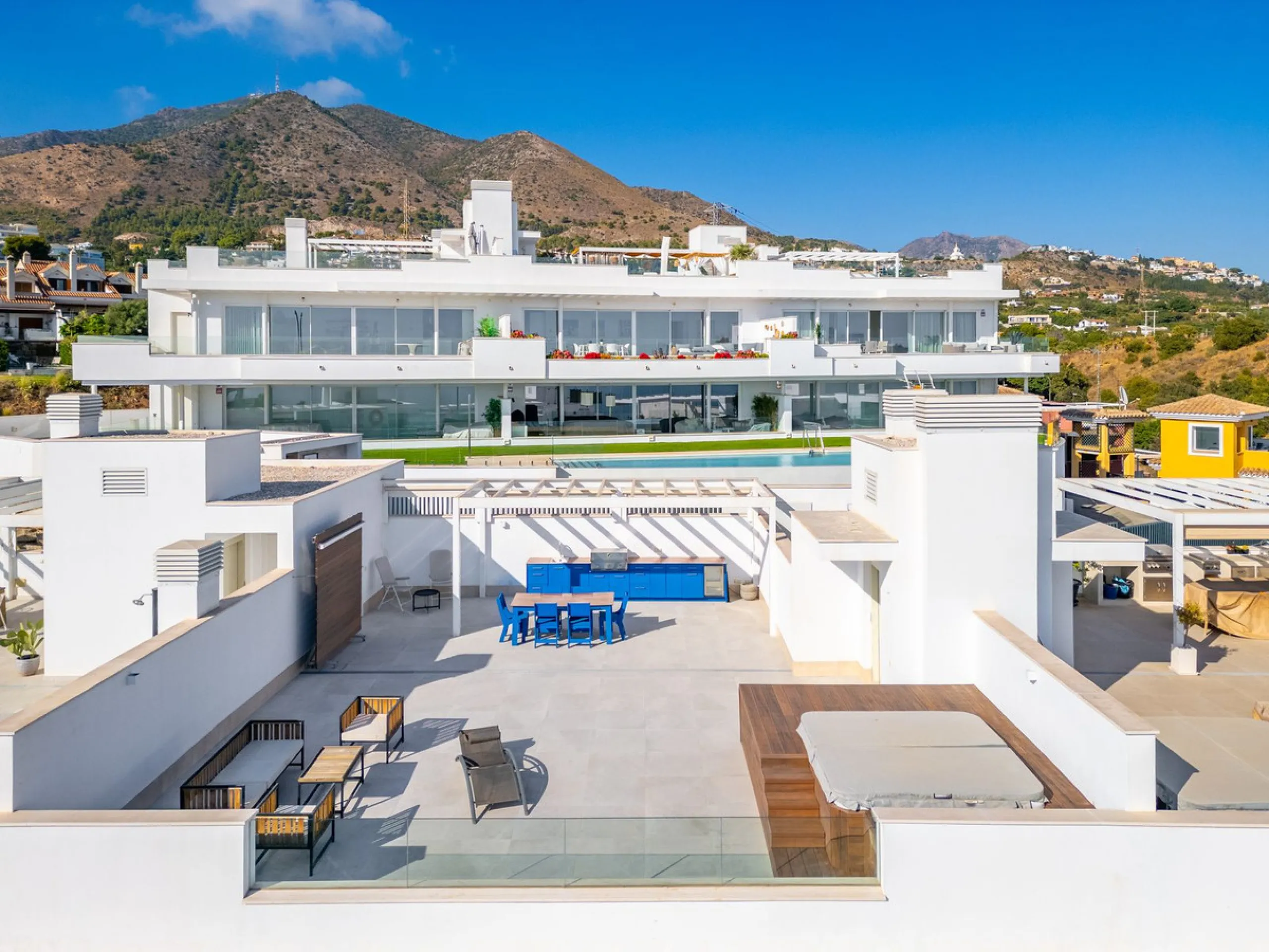Welcome to this stunning penthouse apartment offering breathtaking panoramic sea views. Upon entering the property, either via the front door or personal lift, you will be immediately captivated by the magnificent panoramic sea views. The spacious living 