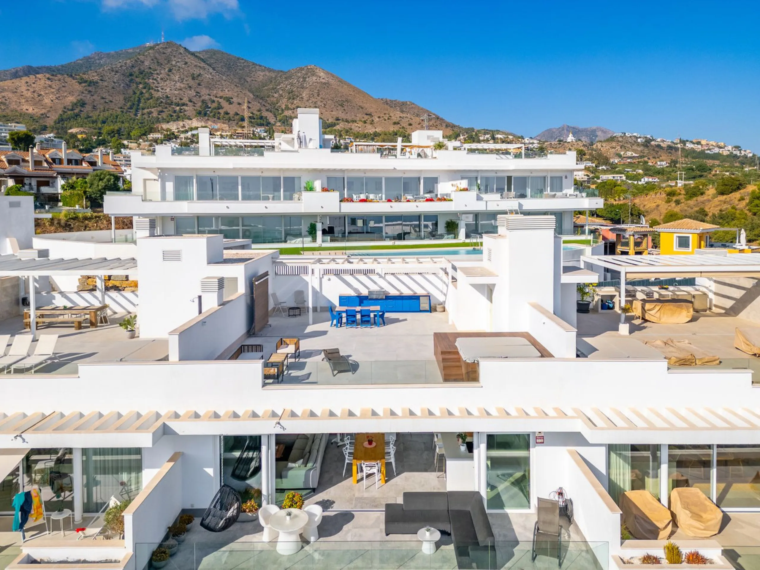 Welcome to this stunning penthouse apartment offering breathtaking panoramic sea views. Upon entering the property, either via the front door or personal lift, you will be immediately captivated by the magnificent panoramic sea views. The spacious living 