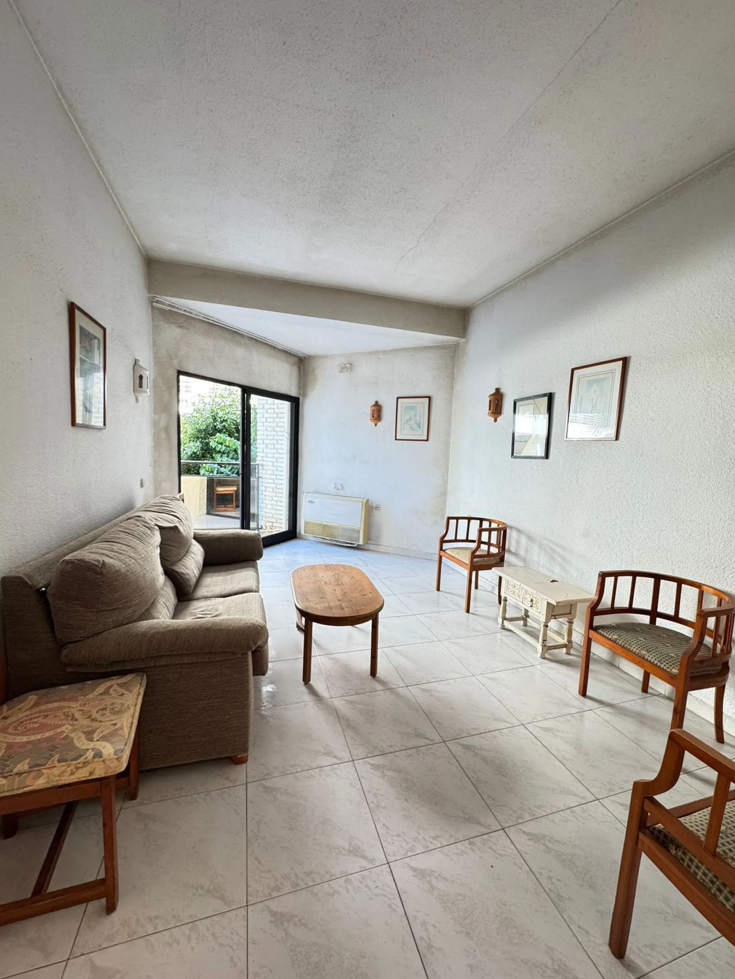 Apartment - Middle Floor Apartment в продаже в Marbella, Málaga. В доме 1 спален и 1 ванных комнат. Площадь дома 49 м²