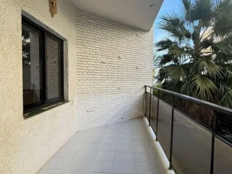 Apartment - Middle Floor Apartment в продаже в Marbella, Málaga. В доме 1 спален и 1 ванных комнат. Площадь дома 49 м²
