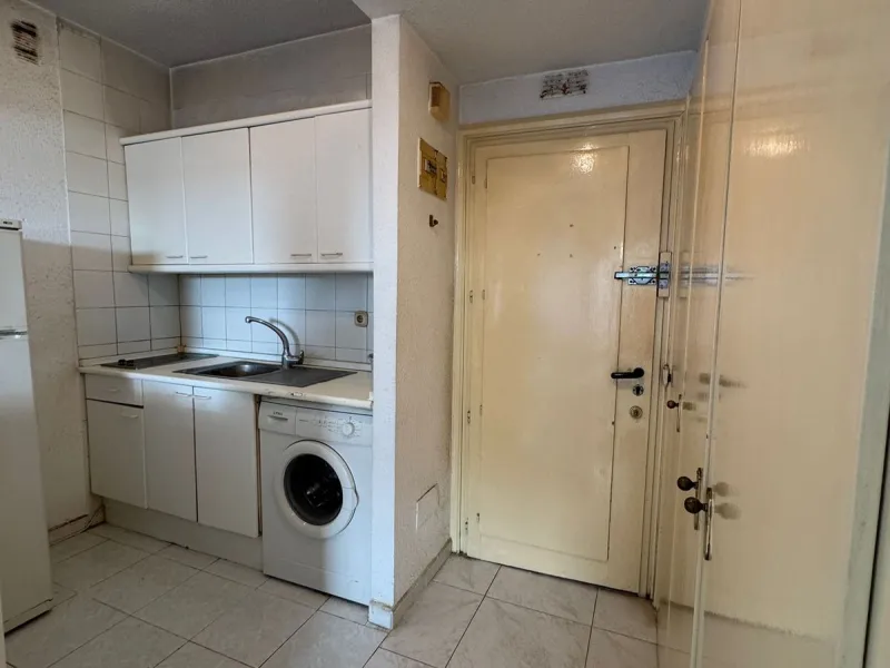 Apartment - Middle Floor Apartment в продаже в Marbella, Málaga. В доме 1 спален и 1 ванных комнат. Площадь дома 49 м²